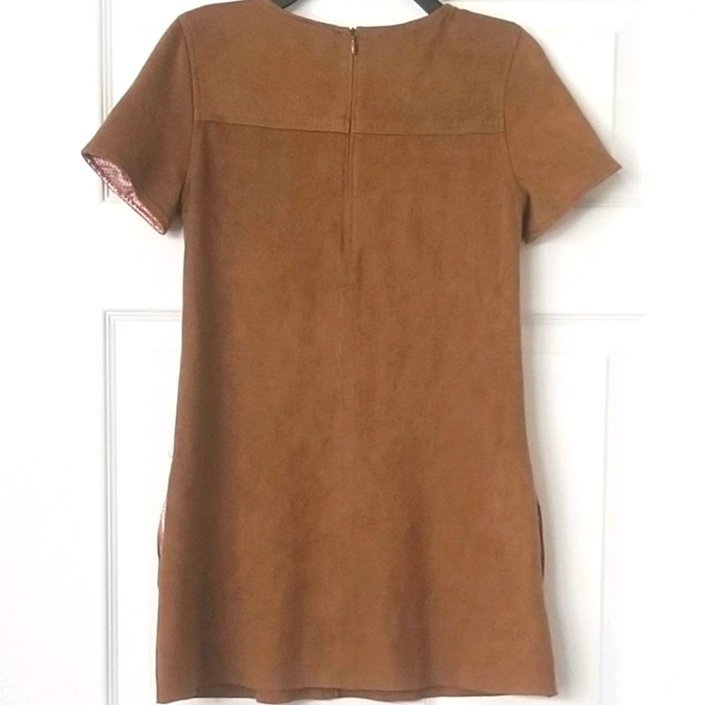 Soprano suedo dress